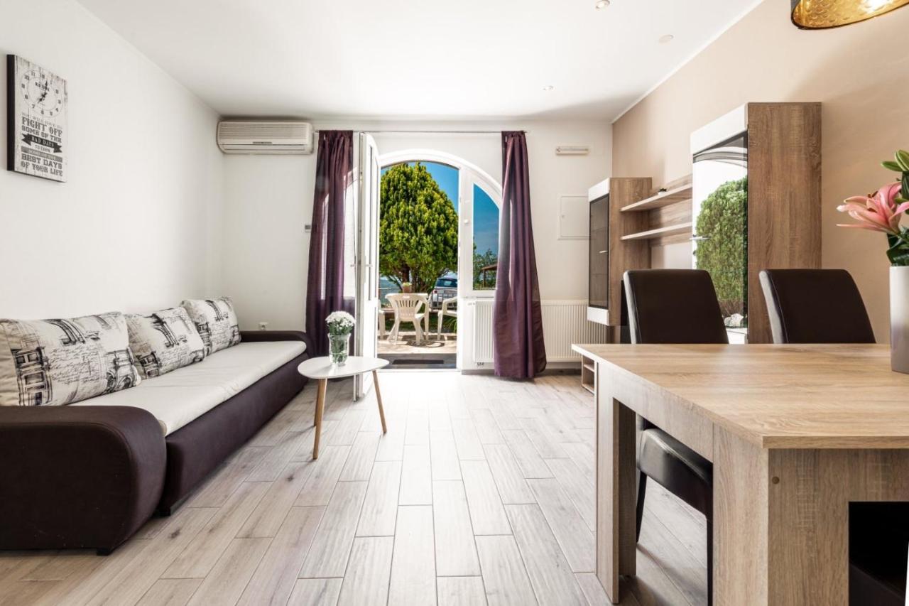 Village Apartments Mimi Pridvorje Εξωτερικό φωτογραφία
